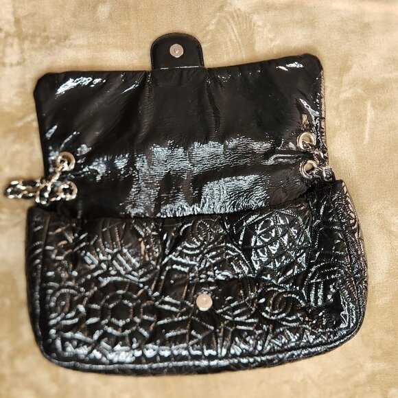 Chanel Patent Soft Sided bag, Authentic - Picture 3 of 9